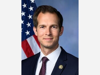 Cong Auchincloss Offers Health Cost Measure