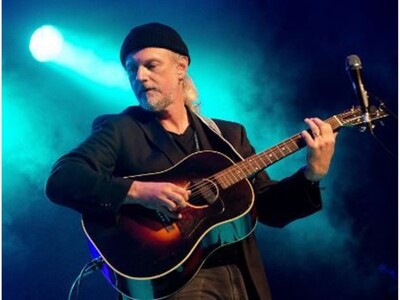 Garnet to Sparkle at Circle of Friends