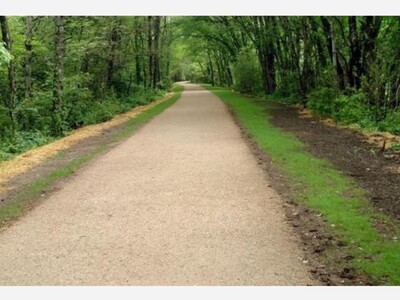 Celebrate Trails Day on the SNETT Apr. 25