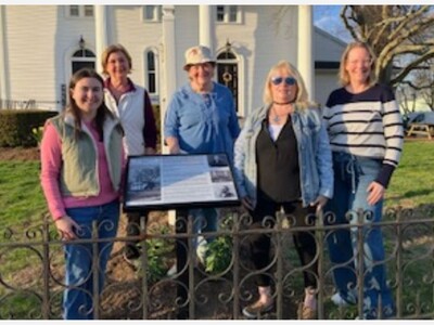 Medway Unveils Two More Historical Signs