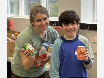  Stamp Out Hunger  Yields Thousands of Pounds of Food